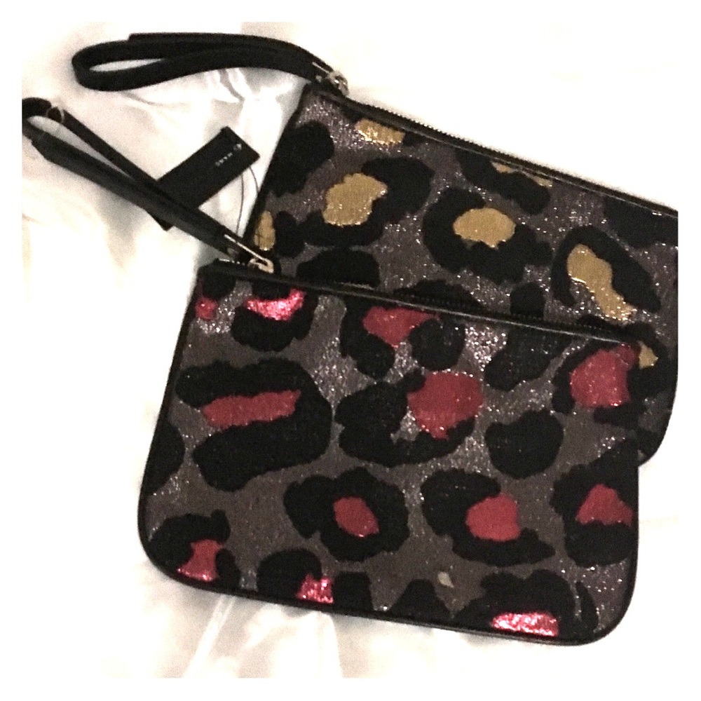 Marc Jacobs wristlet Leopard print Raspberry /Gold - Picture 4 of 5